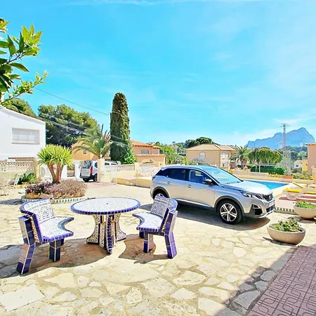 Clara - With Large Private Pool In Calpe